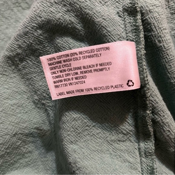 🏷️3/$20 Universal Thread Green Ruffle Mini Dress (XS) - Picture 6 of 6